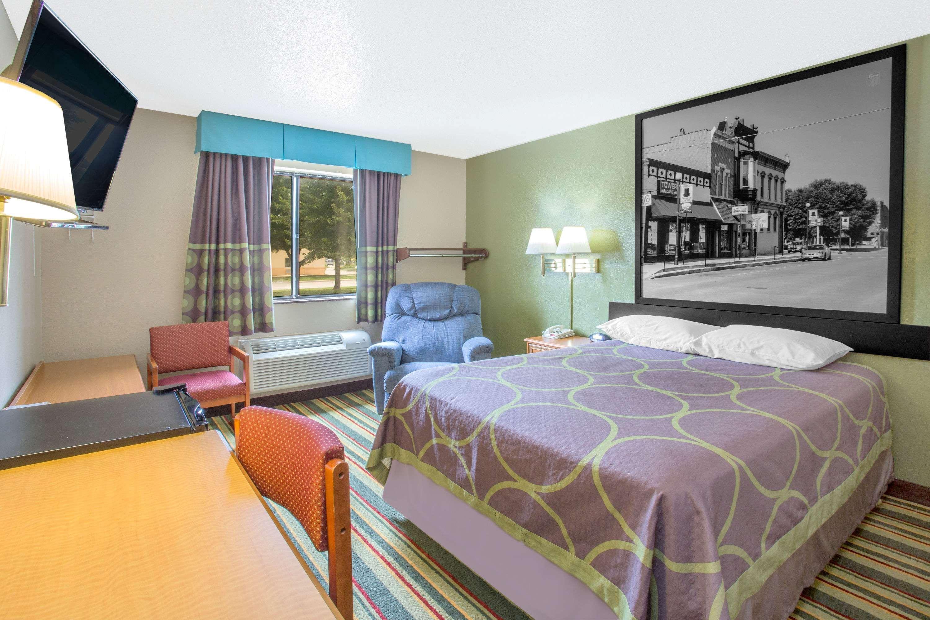 Motel Super 8 By Wyndham Champaign Zewnętrze zdjęcie