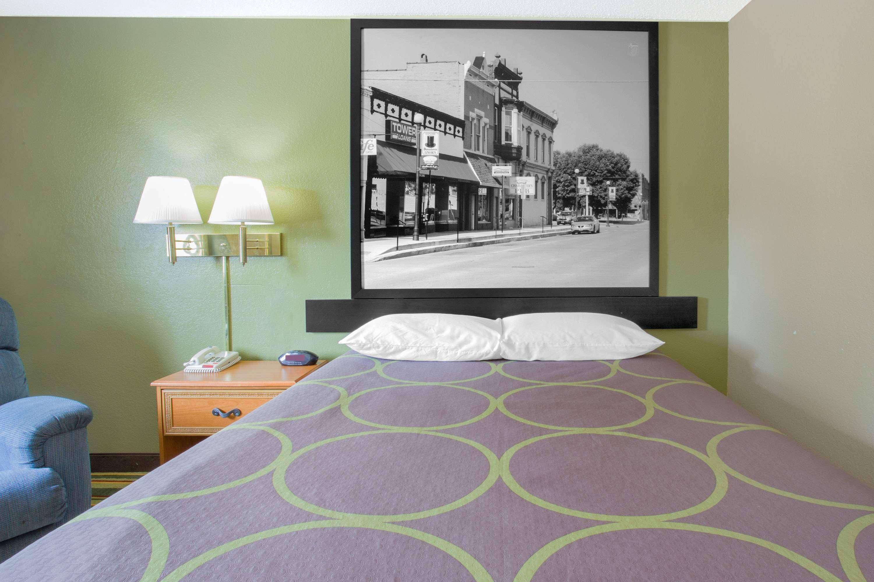 Motel Super 8 By Wyndham Champaign Zewnętrze zdjęcie