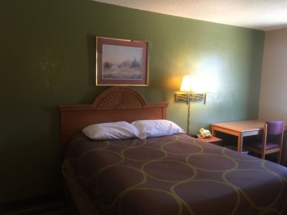 Motel Super 8 By Wyndham Champaign Zewnętrze zdjęcie